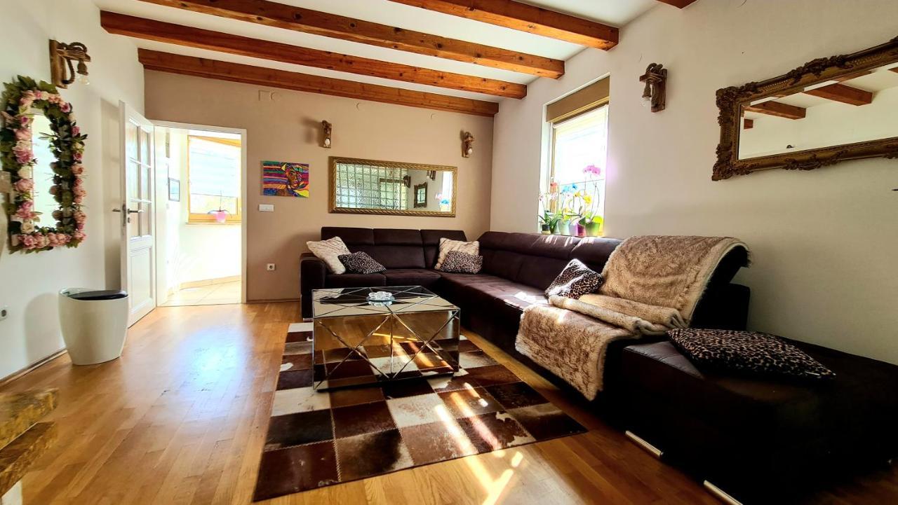 Villa Sunshine PUY Eksteriør bilde